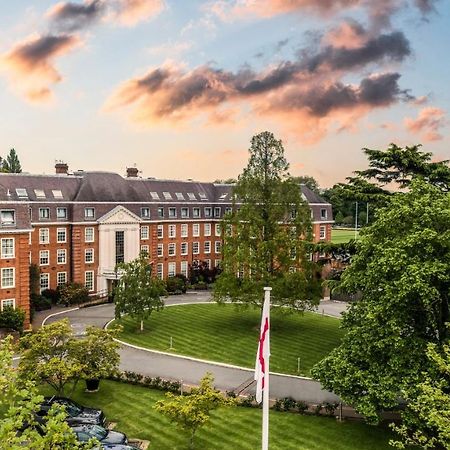 The Lensbury Resort Teddington Extérieur photo